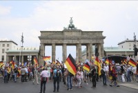 مسيرة مناهضة للهجرة ومعادية للإسلام نظمها حزب البديل من أجل ألمانيا