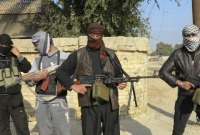 عناصر من تنظيم داعش (رويترز/أرشيفية)