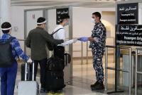 أجهزة الأمن في مطار رفيق الحريري ألقت القبض على  3سوريين خلال محاولتهم تهريب المخدرات - رويترز