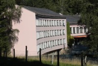 أحد مراكز إيواء اللاجئين في ولاية ستيريا جنوب شرقي النمسا (Kronen)