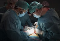 مشفى المواساة حقق المركز السادس عالمياً بعدد عمليات زرع الكلية من "متبرع حي" - AFP