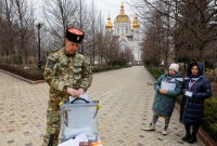 التصويت المبكر في الانتخابات الرئتسية في دونتسيك ـ رويترز 