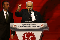 زعيم الحركة القومية التركية دولت بهجلي (الأناضول)