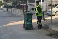 إضراب لعمال النظافة في إدلب احتجاجاً على سياسة شركة "E-Clean"