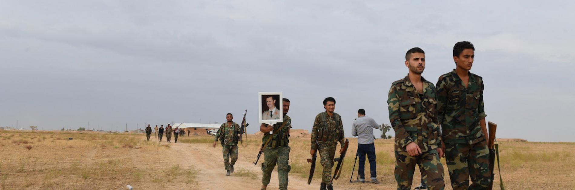 ماهر الأسد يستقطب الدفاع الوطني في دير الزور وقاآني يزور الصدر