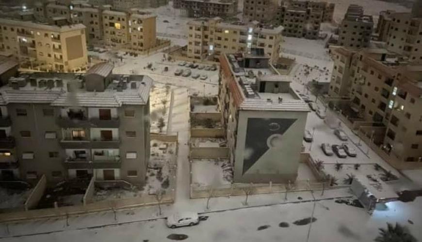 الثلوج تهطل على العاصمة السورية دمشق (صور + فيديو)