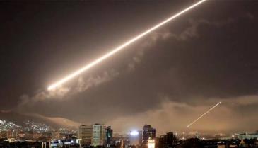 صحيفة إسرائيلية: روسيا تتفهم مصالحنا في سوريا وتدعم النظام بأسلحة قديمة