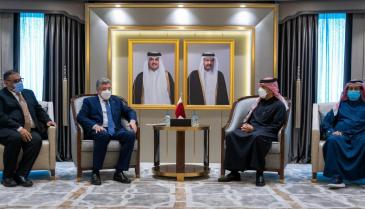 وزير خارجية قطر يلتقي برئيس الائتلاف السوري