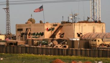 القاعدة العسكرية الأميركية في قرية العسالية قرب مدينة منبج شمال شرقي سوريا – AFP