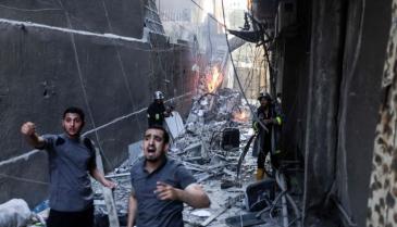 آثار الاستهداف الإسرائيلي على قطاع غزة
