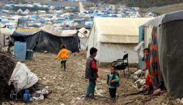 مخيمات اللاجئين السوريين في لبنان (الأناضول)
