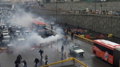 2019-11-16t120800z_1499701940_rc2ccd9cujsb_rtrmadp_3_iran-fuel-protests.jpg