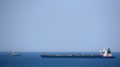 iran-oil-ship-2724521.jpg