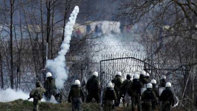 migrant-tear-gas-greek-police.jpg