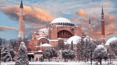 turkey-istanbul-hagia-sofia-in-winter-canva.png