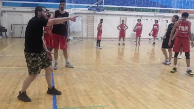 "اتحاد السلة السوري" يستبدل مدرب المنتخب الأميركي بآخر روسي