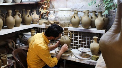 20210707105130reup-2021-07-07t105006z_1565556001_rc2yeo9u4u10_rtrmadp_3_syria-industry-pottery.h_1.jpg