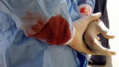 syria_medic-hospital-blood_anwar-amro-afp.jpg