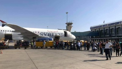 سوريون وعراقيون.. مطار دمشق يعجّ بمئات المغادرين إلى بيلاروسيا| فيديو