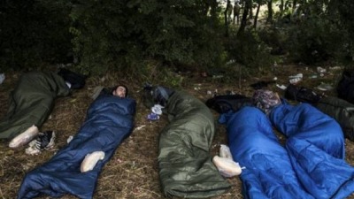 مهاجرون عالقون على الحدود الصربية-المجرية في ظل ظروف مزرية- المصدر: الإنترنت
