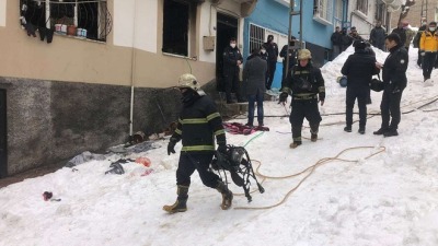 منزل العائلة المحترق (وسائل إعلام تركية)