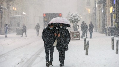 تساقط الثلوج في إسطنبول (انترنت)