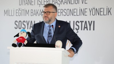 مدير الاندماج والتواصل في رئاسة إدارة الهجرة التركية غوكتشي أوك - إنترنت