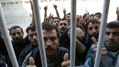 المعتقلون السوريون