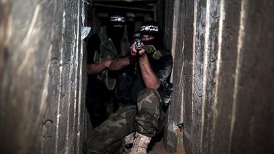مقاتلون من حركة "حماس" (الأناضول)