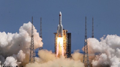 الصاروخ الصيني لونج مارش 5بي (رويترز)