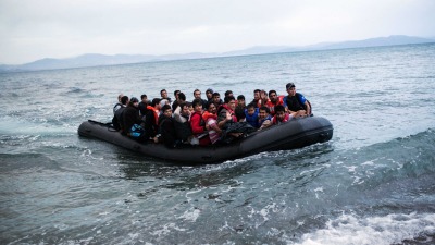خرق لاجئين في بحر إيجة