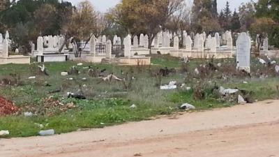 مقبرة في مدينة حمص (تلفزيون سوريا)
