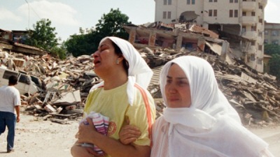 تركيا تحيي الذكرى الـ "23"  لزلزال مرمرة الذي خلف آلاف القتلى
