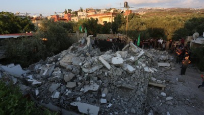 جيش الاحتلال يهدم منزلين في الضفة (الأناضول)