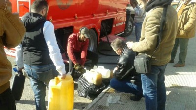 استلام مادة مازوت التدفئة في مناطق سيطرة النظام السوري - "صحيفة تشرين"