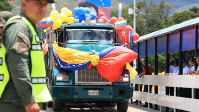 فتح الحدود بين فنزويلا وكولومبيا