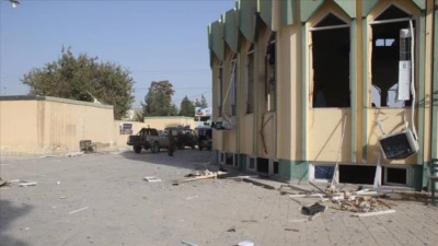 المسجد الذي وقع بجانبه التفجير الانتحاري (الأناضول)