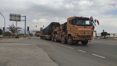 أرتال عسكرية تركية متجهة إلى الشمال السوري (İHA)