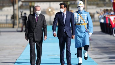 أمير قطر والرئيس التركي رجب طيب أردوغان (الأناضول)