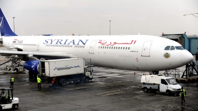 طائرة من الخطوط الجوية السورية داخل مطار دمشق – "Globallookpress"