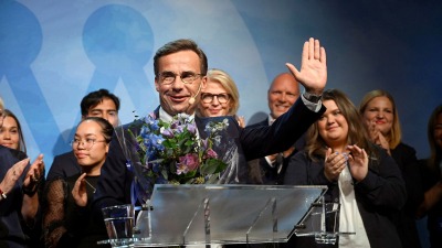 أولف كريسترسون خلال الاحتفال بفوز حزبه في الاتخابات - 11 أيلول 2022 (AFP)