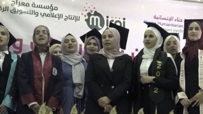 تكريم 57 طالبة سورية تخرجن من جامعات تركية مختلفة في أنطاكيا