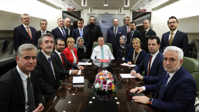 الرئيس التركي رجب طيب أردوغان أثناء عودته من أستانا (وكالة الأناضول)