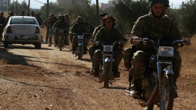 مقاتلون من فصائل المعارضة بريف حلب 
