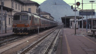 إحدى محطات القطارات في سويسرا