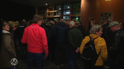 هولنديون يحتجون على استقبال طالبي لجوء قُصر في بلدية أوستستالينجفيرف