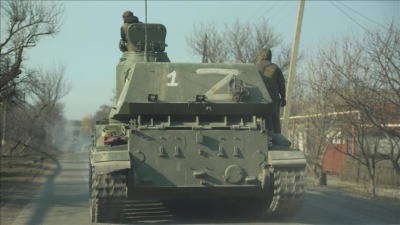 دبابة روسية في الأراضي الأوكرانية (الأناضول)