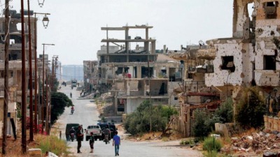 شارع في درعا البلد جنوب سوريا امس (إ ف ب)