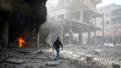 قصف شنته روسيا وقوات النظام على مدينة دوما يريف دمشق ـ رويترز ـ أرشيف