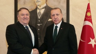 وزير الخارجية الأميركي السابق مايك بومبيو والرئيس التركي رجب طيب أردوغان (إنترنت)
